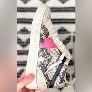 SHU SHOP PAULINA STAR SNEAKER - FUCHSIA SNAKE. Size 8. Worn once